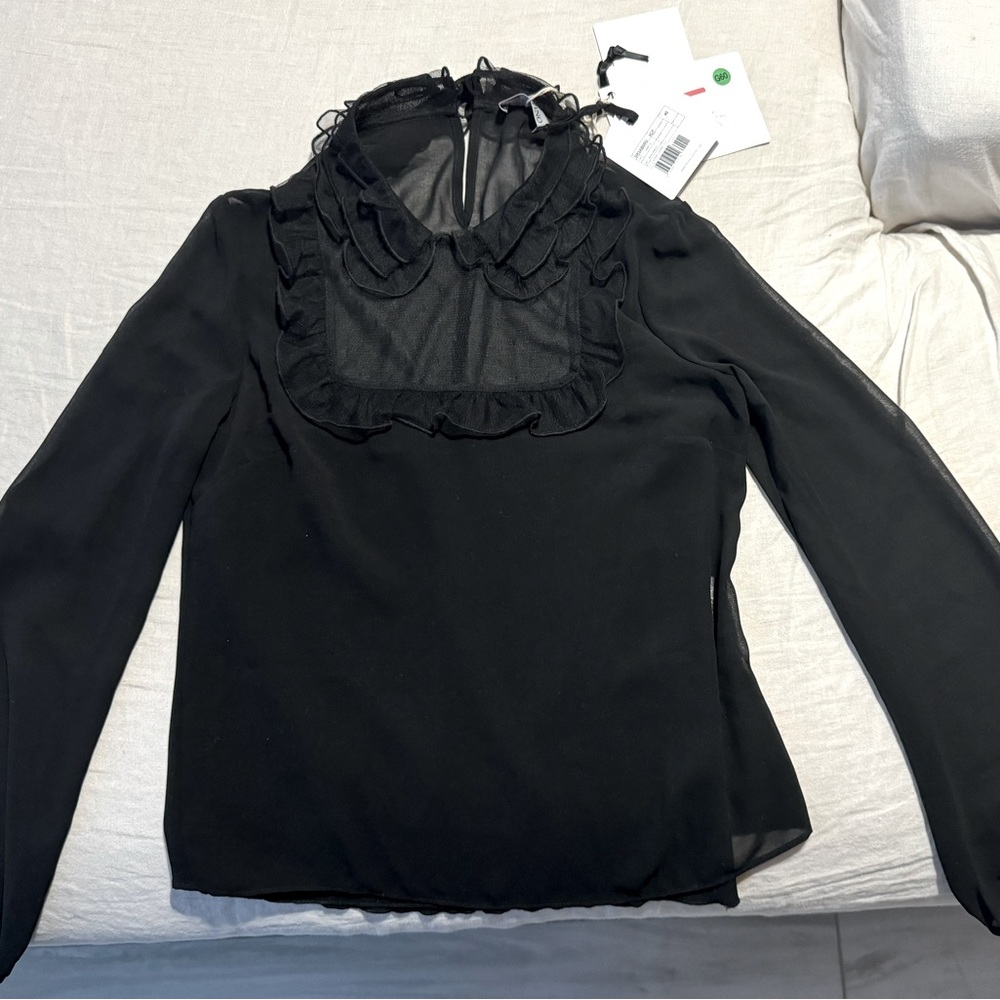 NWT- red Valentino too with ruffles at neckline, Size 40, Originally $800